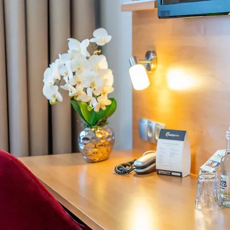 Ghotel 앤드 리빙 호텔 3*